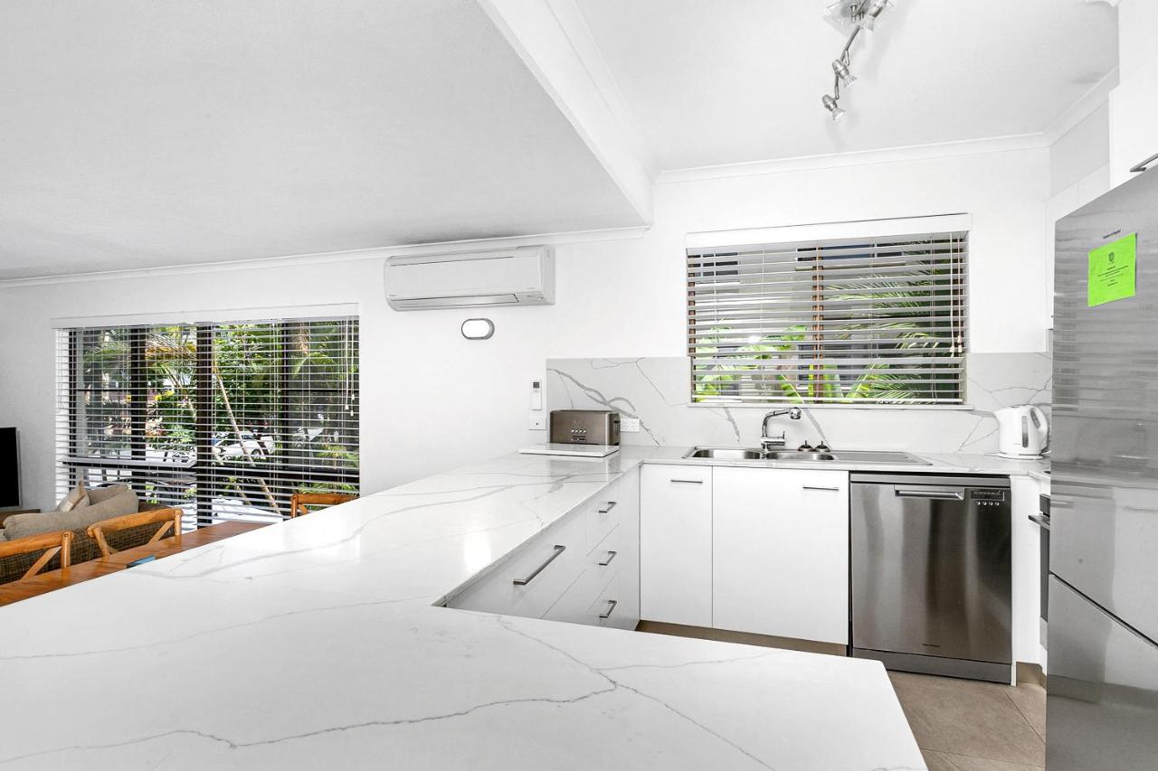 Driftwood Mantaray - Official Onsite Reception And Check In Aparthotel Port Douglas Exterior photo