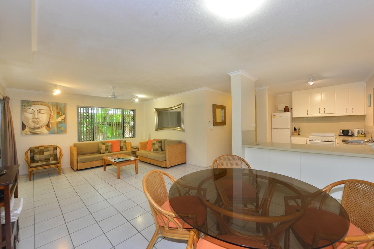 Driftwood Mantaray - Official Onsite Reception And Check In Aparthotel Port Douglas Exterior photo